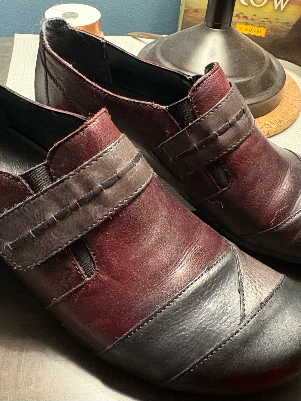 Remonte Men's Two-Tone Burgundy and Black Slip-On Loafers